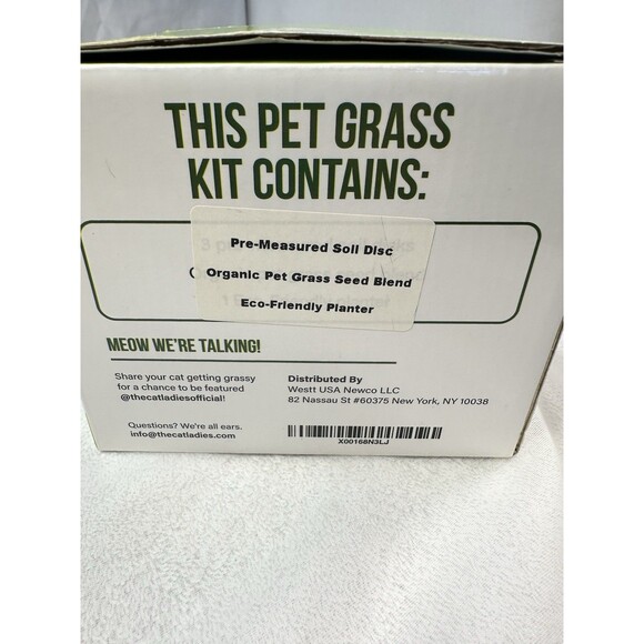 The Cat Ladies Organic Pet Cat Grass Growing Kit with Black Cat Mug Planter - Picture 4 of 9